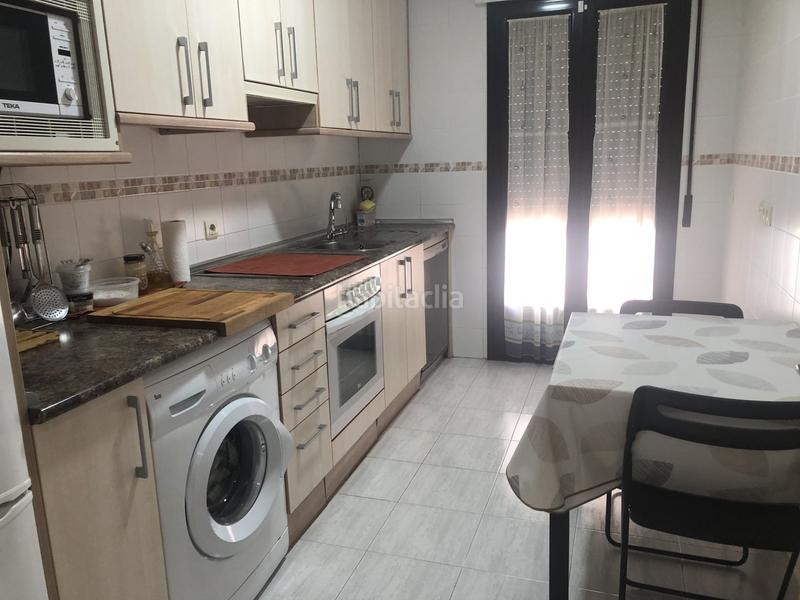 Foto 8afdd306-5ad6-46ec-be6a-785bb96fa7b2. Maison jumelée avec chauffage parking dans Roda de Eresma