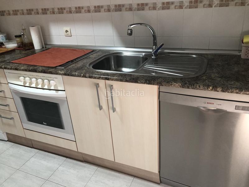 Foto b25be384-606f-44e7-85ef-6f08056a8758. Maison jumelée avec chauffage parking dans Roda de Eresma