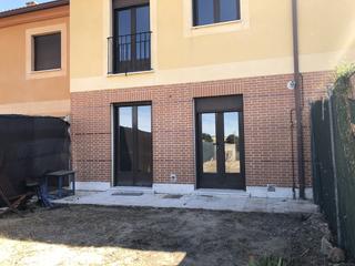 Maison jumelée à Área Rural. Adosado en venta torredondo segovia beneficios y virtudes la amp