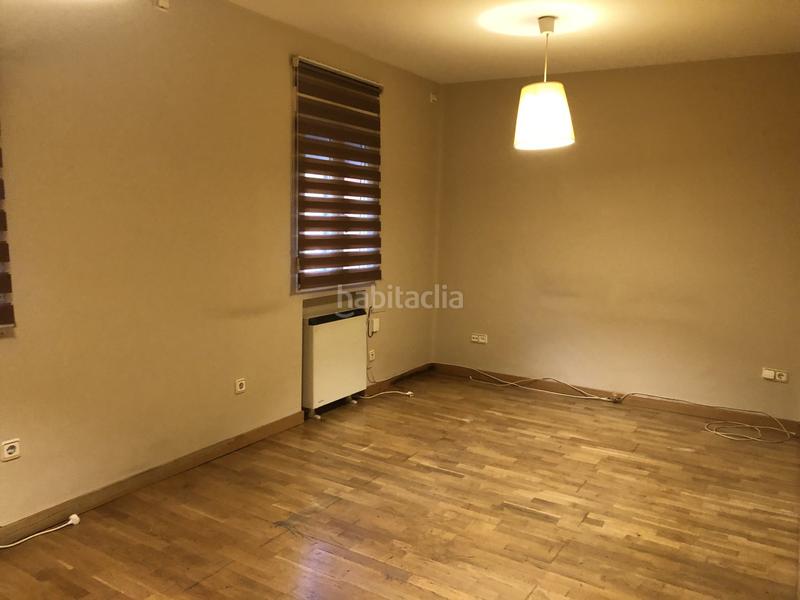 Foto 6cb410d0-0bbc-42af-8dad-59092dd81f4a. Piso  en venta san joséplaza de toros beneficios y virtudes el estado las mejoras del edificio fachada arreglada la ub en Segovia