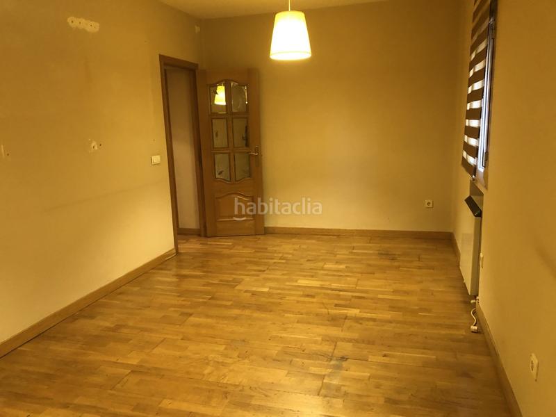 Foto 8b8c005f-5c52-4e4d-a5df-abd40aa7679f. Piso  en venta san joséplaza de toros beneficios y virtudes el estado las mejoras del edificio fachada arreglada la ub en Segovia