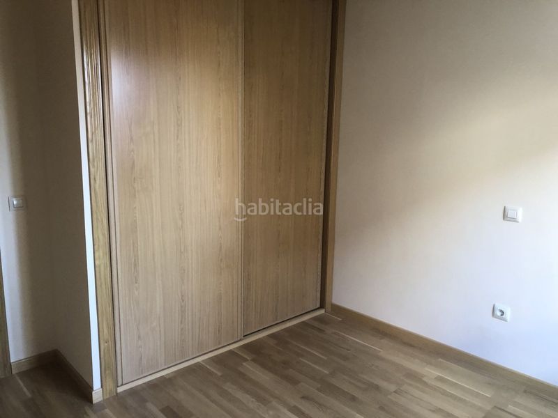 Foto 3a73e9a3-20fd-430a-9e8d-c820f52810f0. Casa adossada amb calefacció aparcament a Lastrilla (La)