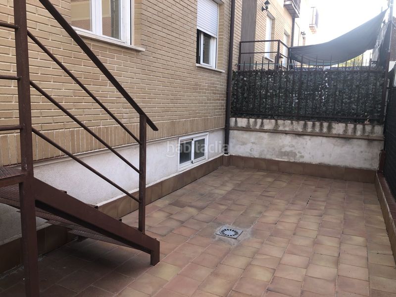 Foto b0c8e992-a1c3-404f-8dc1-bc4f8dbe263e. Casa adossada amb calefacció aparcament a Lastrilla (La)