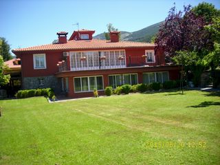 Chalet in San Ildefonso. Chalet individual en venta en san ildefonso  la granja segovia