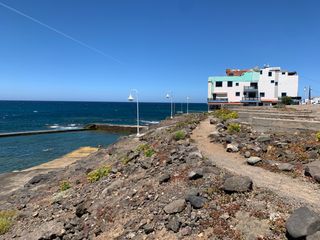 Etagenwohnung in Avenida del agujero 1. Tu refugio frente al mar en el agujero