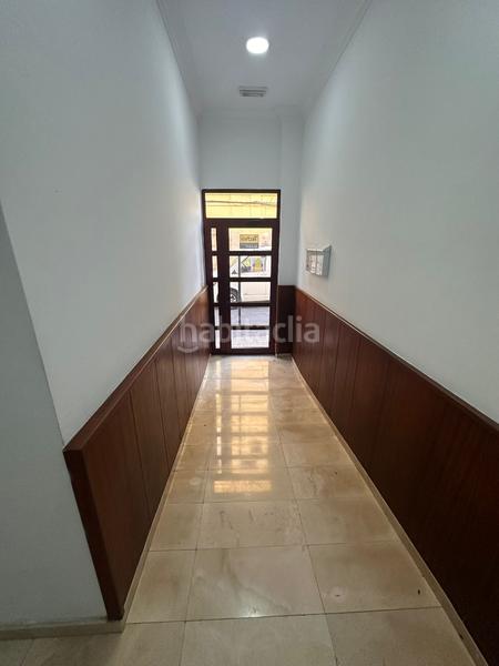 Foto 2cb957d8-1b3e-4ba9-9841-f4a7c31cb3d4. Edifici a Isleta Palmas de Gran Canaria (Las)