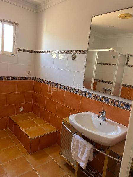 Foto 71c2cc6f-b045-4fc2-81b6-ba20073fd32b. Casa aparellada amb aparcament a Playa del Hombre - Taliarte - Salinetas Telde