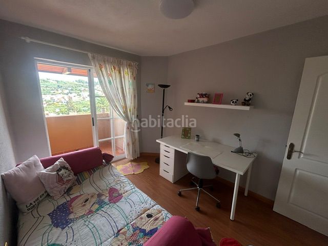 Foto 87b2e2e3-9240-493b-a08b-c9605ee89770. Casa adossada amb xemeneia aparcament a Los Castillos Arucas