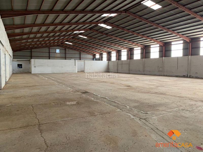Foto 171303bd-e054-47c9-a267-3f2c5fb7a5e1. Location bâtiment à usage industriel dans Oeste Mérida
