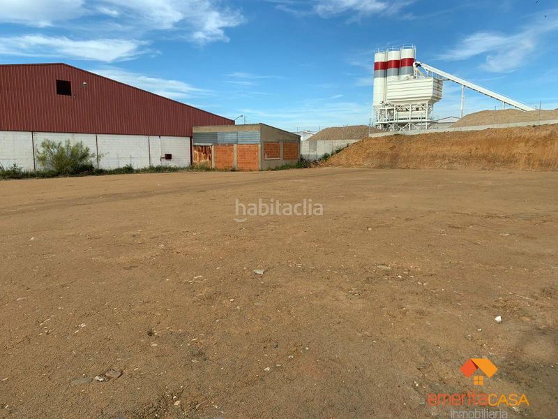 Foto d21f3265-90fc-4a2e-8a27-b671ae9b67a7. Location bâtiment à usage industriel dans Oeste Mérida