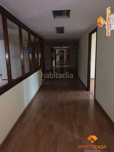 Foto 0b92109f-8f23-4733-9ba3-c258fb1435f6. Lloguer local comercial a Centro Mérida