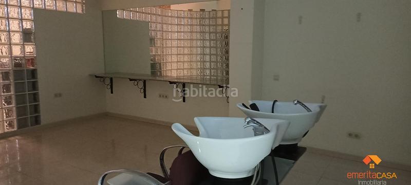Foto e5685e06-91e1-41d3-b55a-884117b9d662. Local comercial local en Almendralejo