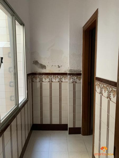 Foto 4df6ebd0-66d2-4ee1-8771-7e73a036a997. Edificio  en Almendralejo