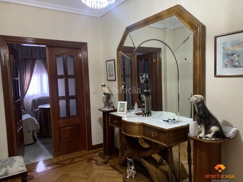 Foto 52a02a9f-cc9d-4b15-b0fb-f7023af2d20e. Edificio  en Almendralejo