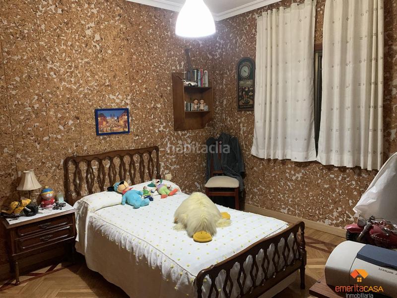 Foto 81204d69-e187-426f-ae93-79c8e552259b. Edificio  en Almendralejo