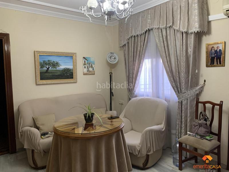 Foto 8b440d1f-accf-44a1-969d-9118aad55419. Edificio  en Almendralejo