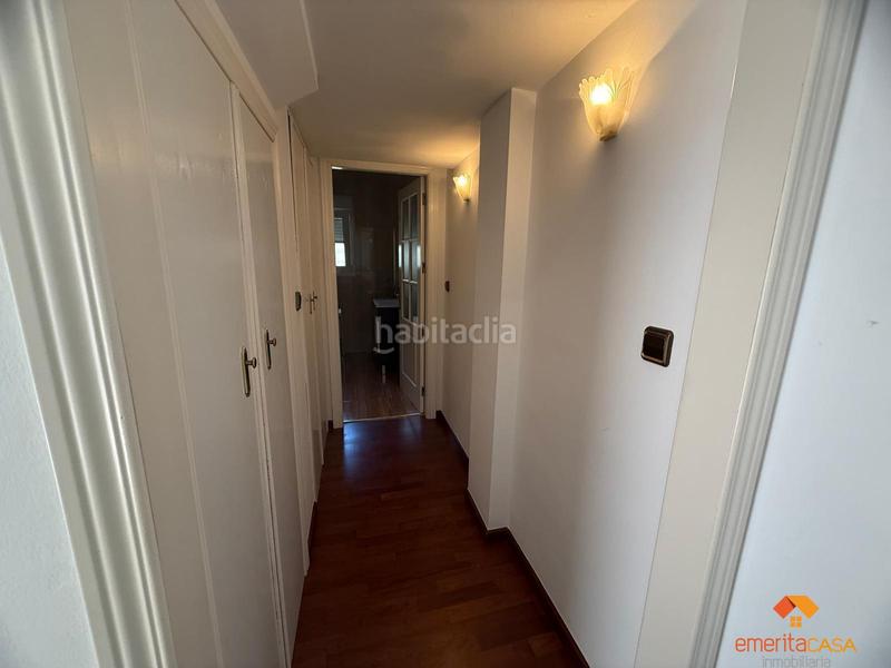 Foto 1db5911c-f504-4139-bf35-8877f1de65ab. Xalet amb aparcament piscina a Oeste Mérida