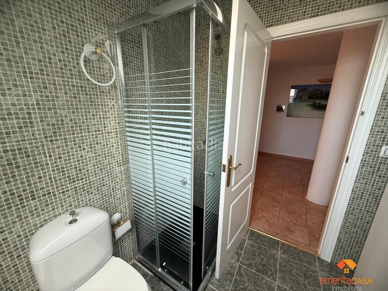 Foto 269473f6-d17f-46ff-b200-dbc5eaffbc2a. Xalet amb aparcament piscina a Oeste Mérida