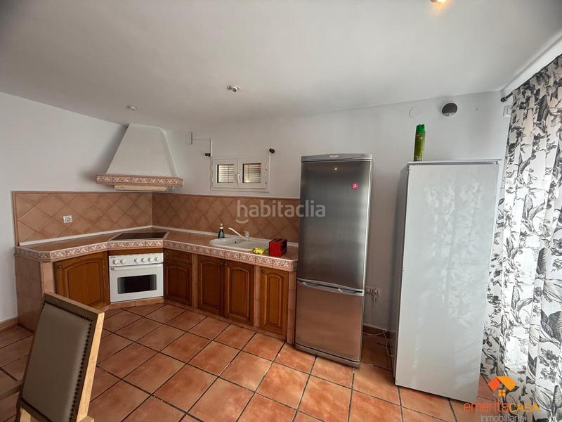 Foto 4aac905c-c94e-42f6-b57b-73125ec10939. Xalet amb aparcament piscina a Oeste Mérida