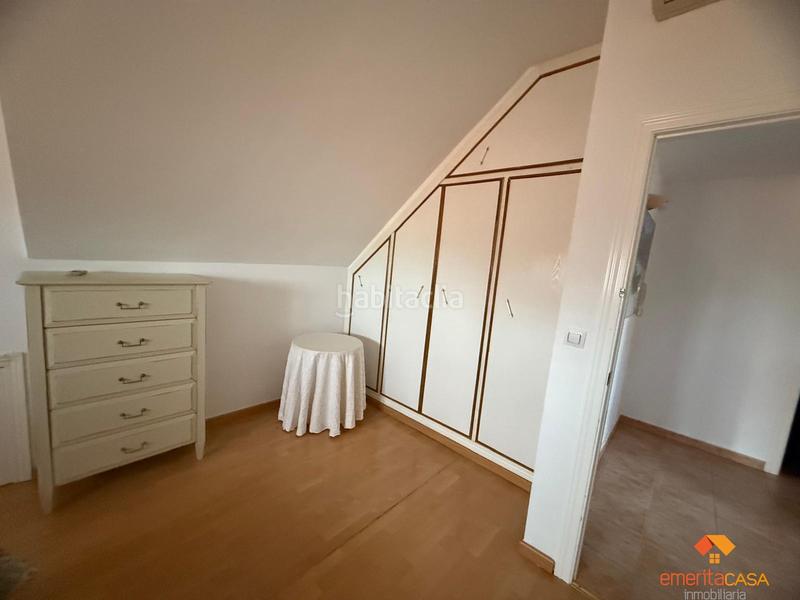 Foto 860babb2-88f8-4f21-9fe5-d5004c21841f. Xalet amb aparcament piscina a Oeste Mérida