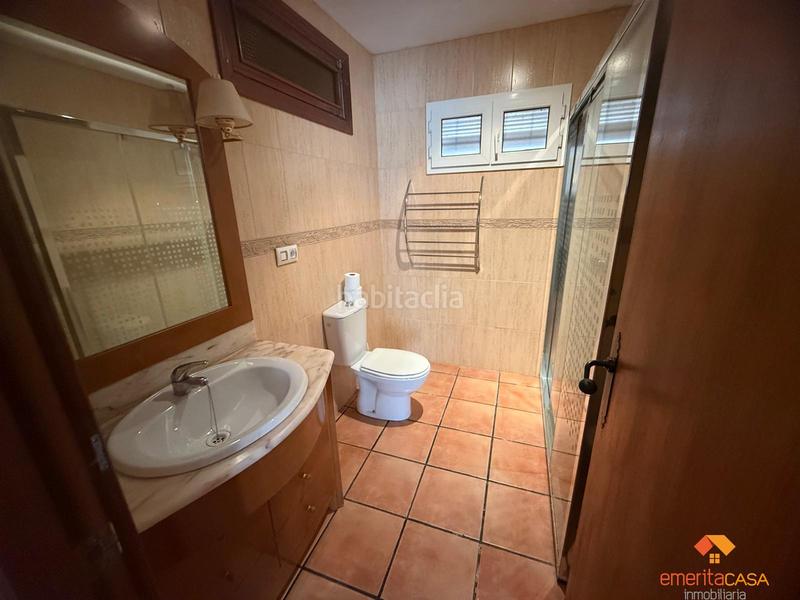 Foto e18973f0-2a97-4708-a4e8-8c14cd97d956. Xalet amb aparcament piscina a Oeste Mérida