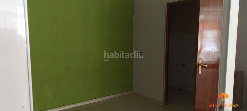 Foto c3d8cad6-e2db-4351-8785-69198ccab1fa. Local comercial local en Almendralejo