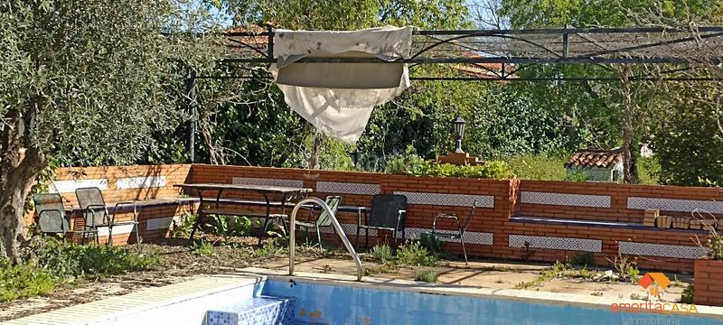 Foto 47b3c4a4-a358-491a-b738-944b99d2588c. Chalet  en Almendralejo