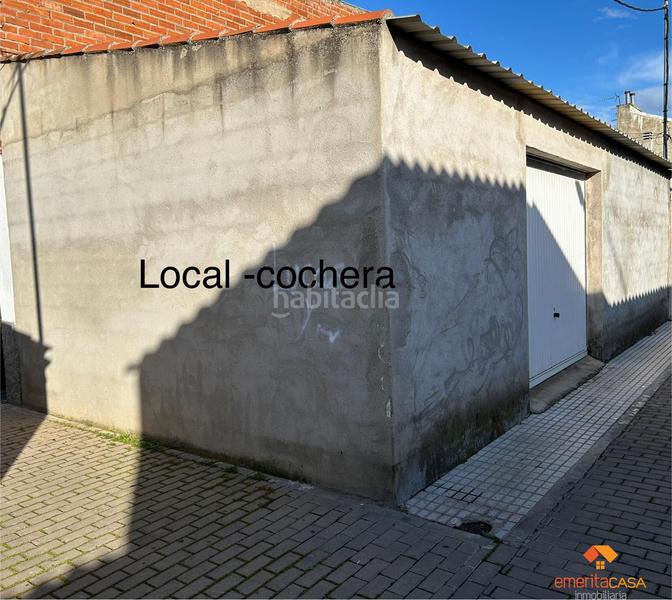 Foto c64e46fa-1d04-4911-bcf1-6cf386597f8e. Car parking in Oeste Mérida