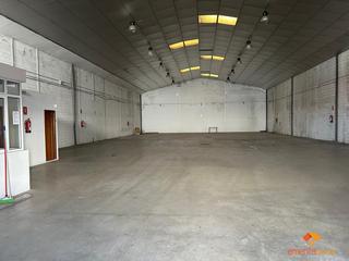Miete Fabrikhalle in Oeste. Méridanave