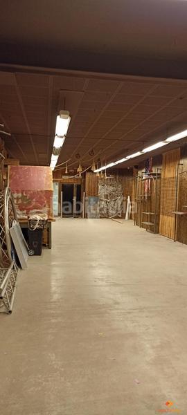 Foto 62d542b8-c784-4b6a-bbdb-f0f3fc649fc8. Edificio  en Almendralejo