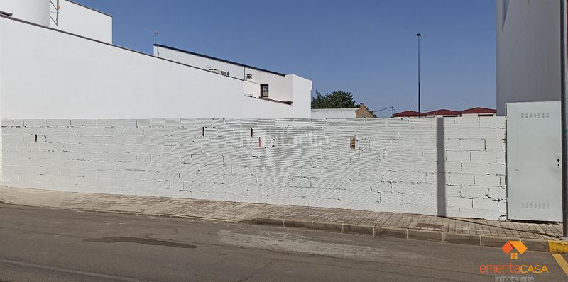 Foto 6e61ed7c-34be-4f8f-851a-3e53600e7544. Terreny residencial a Almendralejo