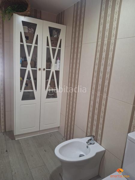 Foto 3d595bb5-e6c6-434b-ae40-473a9cd9c55a. Chalet mit parking in Oeste Mérida