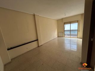 Flat en Centro. M�ridapiso