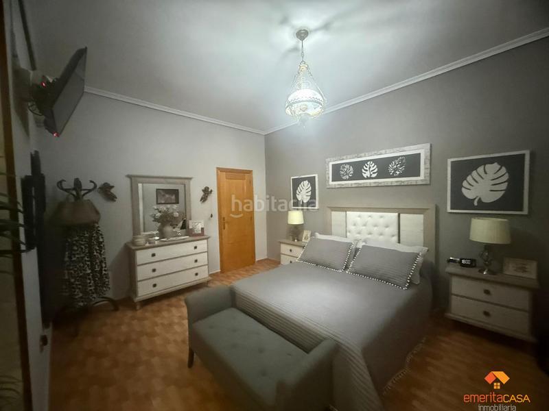 Foto 35a35f0f-b1d6-43b7-9c3a-489170dc6537. Chalet mit heizung parking pool in Sur Mérida