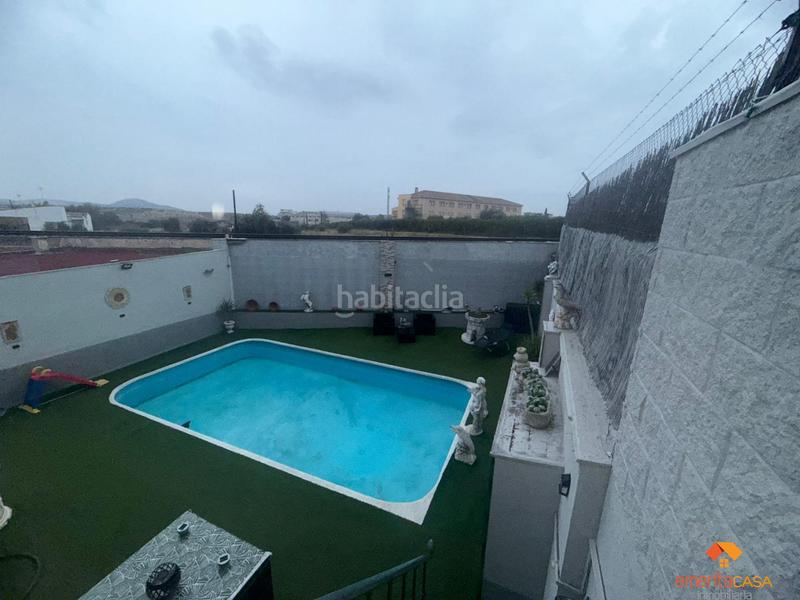 Foto e3d317bc-99ac-42fe-a4f4-0a52a041ebb1. Chalet mit heizung parking pool in Sur Mérida