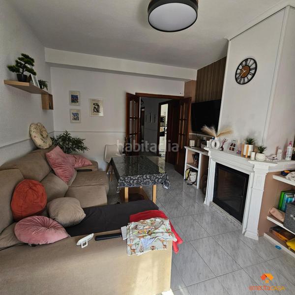 Foto 20e87683-84ce-48ec-80af-c923cca0447e. Casa amb aparcament a Centro Mérida