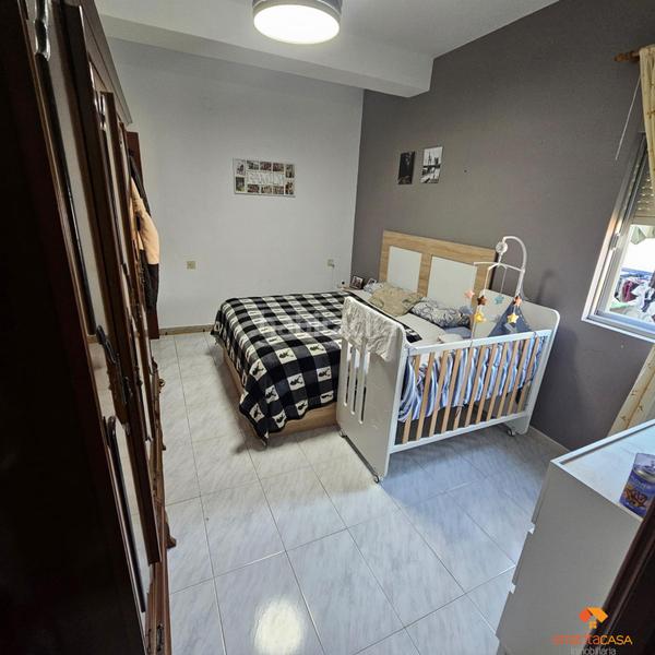 Foto 2654a15c-7b00-4902-92df-91dafdaab8a1. Casa amb aparcament a Centro Mérida