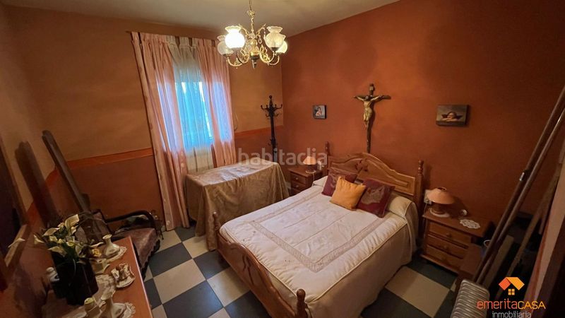 Foto bbe73d6d-0383-41a8-b429-e06f61bd8114. Chalet almendralejochalet en Alange