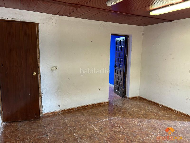 Foto a45f8a17-94f5-4eba-9e41-dc986f79dd52. Alquiler nave industrial nave en Oeste Mérida