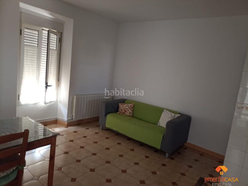 Foto 21c9aa75-089d-499a-bf07-cfdeb46d8d02. Apartament amb calefacció a Casco Antiguo Cáceres