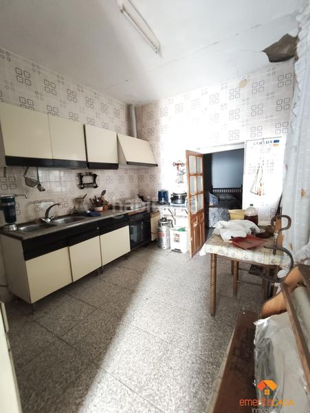 Foto 390fe9ac-7d97-4700-b393-c20b23db5aef. Casa a Almendralejo