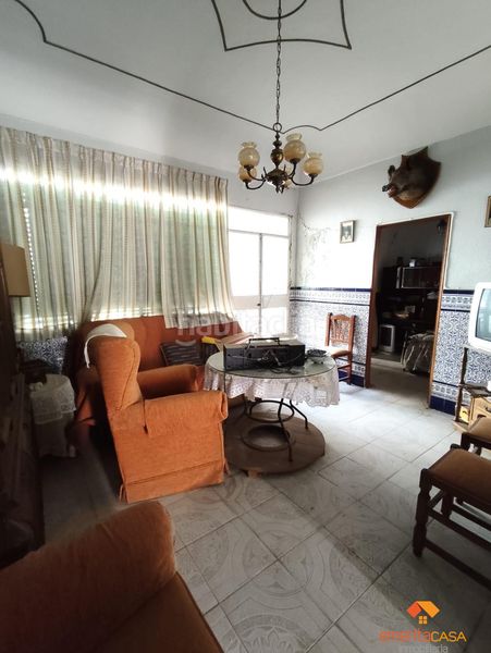 Foto ab7bc73f-8e35-4fb5-8aca-f1bc8075839c. Casa a Almendralejo