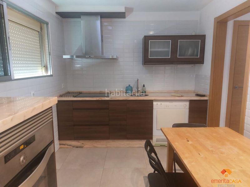 Foto 3ee018eb-a265-4a8c-8390-bd2a7506b001. Flat with parking in Oeste Mérida