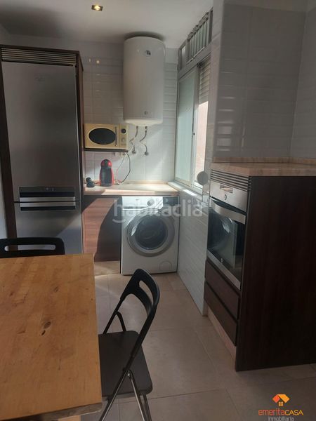 Foto f4469600-3e5d-4303-9dd2-4af715d6bcdb. Flat with parking in Oeste Mérida