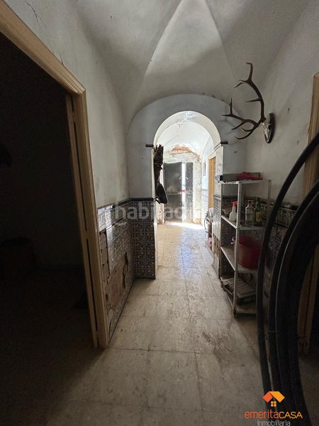 Foto cb280cbc-c6ce-4680-9cdc-11a3407f2161. Casa amb aparcament a Trujillanos