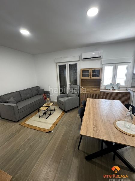 Foto 0e5d6cd4-6ae3-4369-b05c-1820711a3b28. Lloguer apartament a Este Mérida