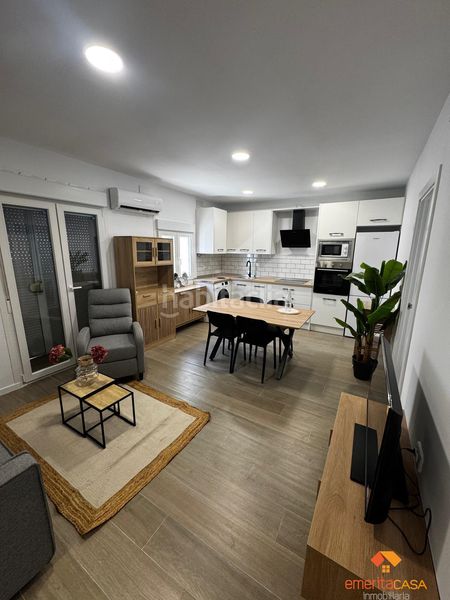 Foto 620c0877-0cf2-4785-9a18-fb2da114f49a. Lloguer apartament a Este Mérida