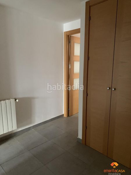 Foto 65143b39-243b-450b-ba6c-aab7ec68c0cf. Piso  en Almendralejo