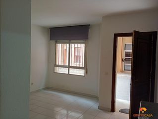 Appartement à Casco Antiguo. Cácerespiso