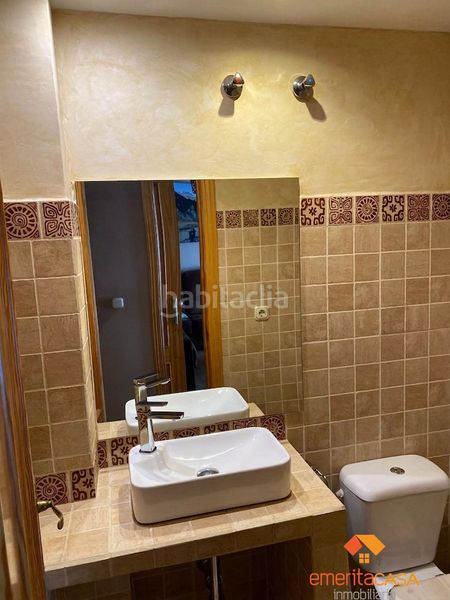 Foto b6b50151-4db1-48e6-bf20-cc310fb3ce66. Xalet amb aparcament a Norte Mérida